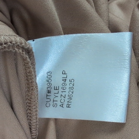 Tadashi Shoji  Navy Nude Lace & Jersey Structure Gown Dress  - Picture 6 of 7